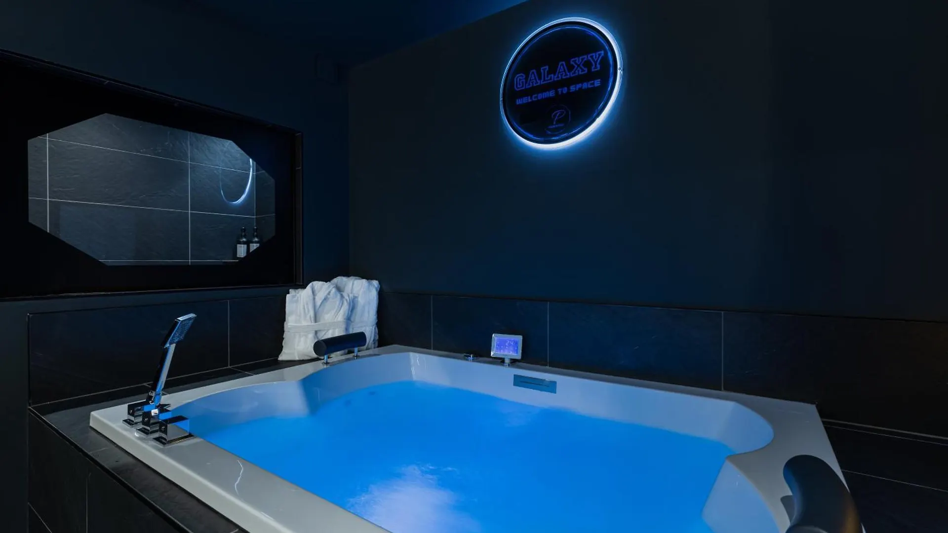 Galaxy La Tete Dans Les Etoiles Apartment Riom
