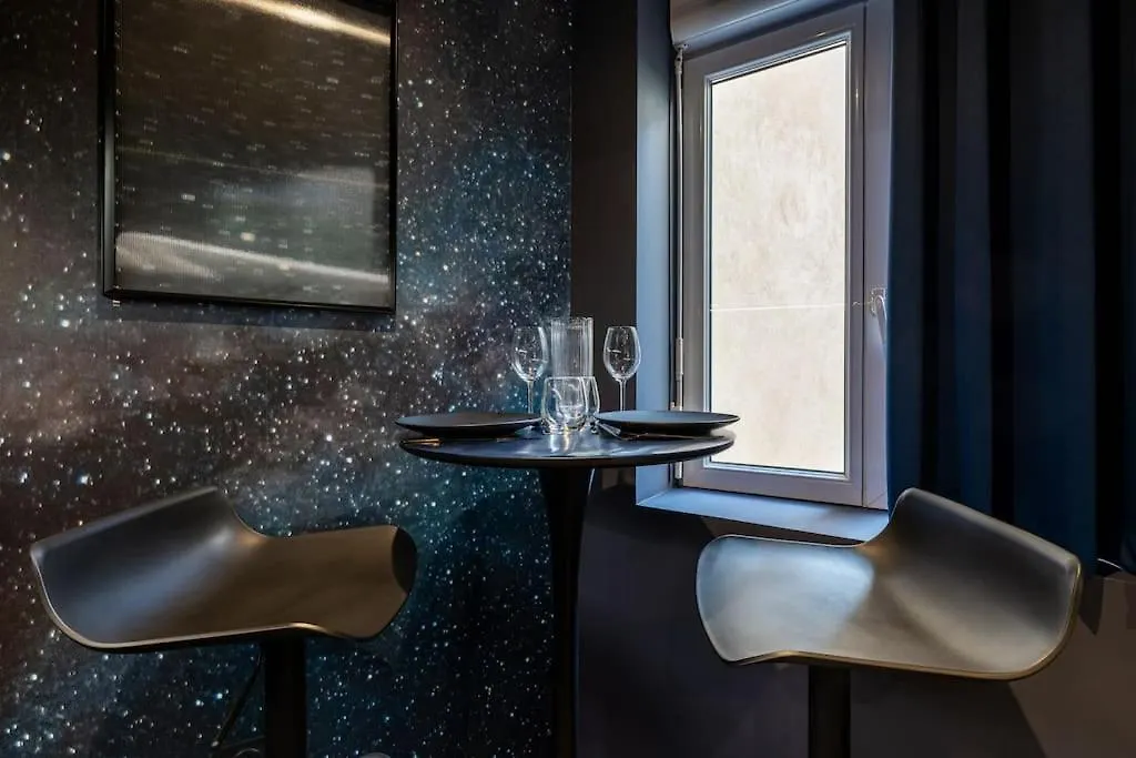 Galaxy La Tete Dans Les Etoiles Apartment Riom