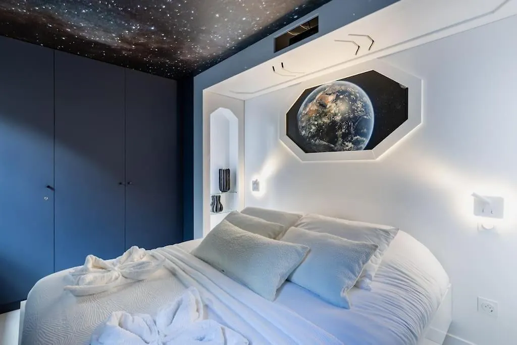 Galaxy La Tete Dans Les Etoiles Apartment Riom